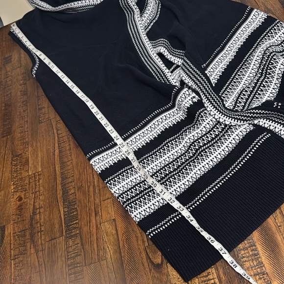 Vince Black and White Duster Vest
Cardigan Sweater Long Line oversized XS - Picture 10 of 10